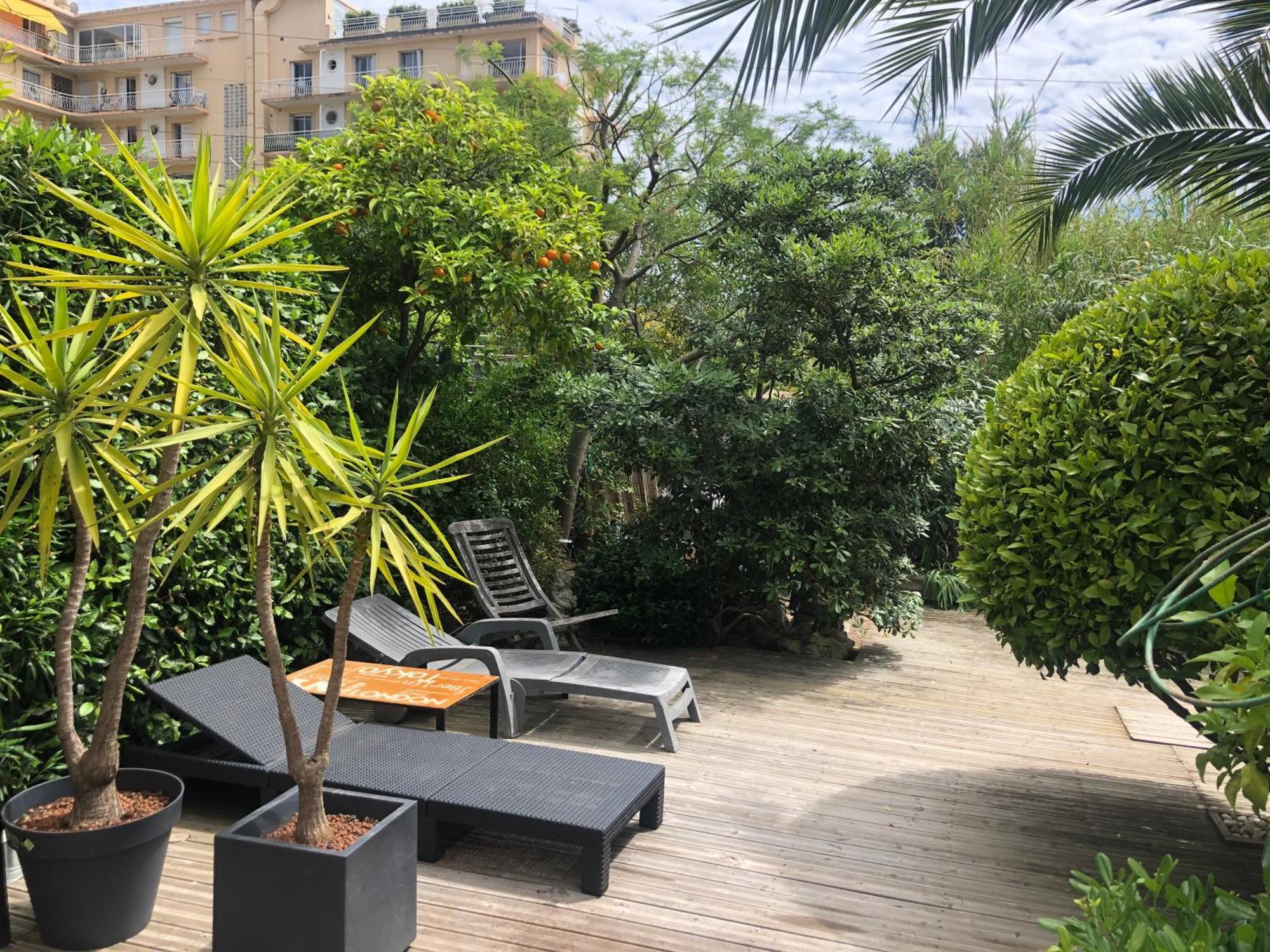 Only 60M To The Beach, 2 Bedroom Cozy Apartment, 80M2 Big Garden, Very Central Канни Екстер'єр фото